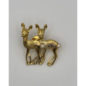 Reindeer Gold Tone Christmas Pin Faux Pearls Tails